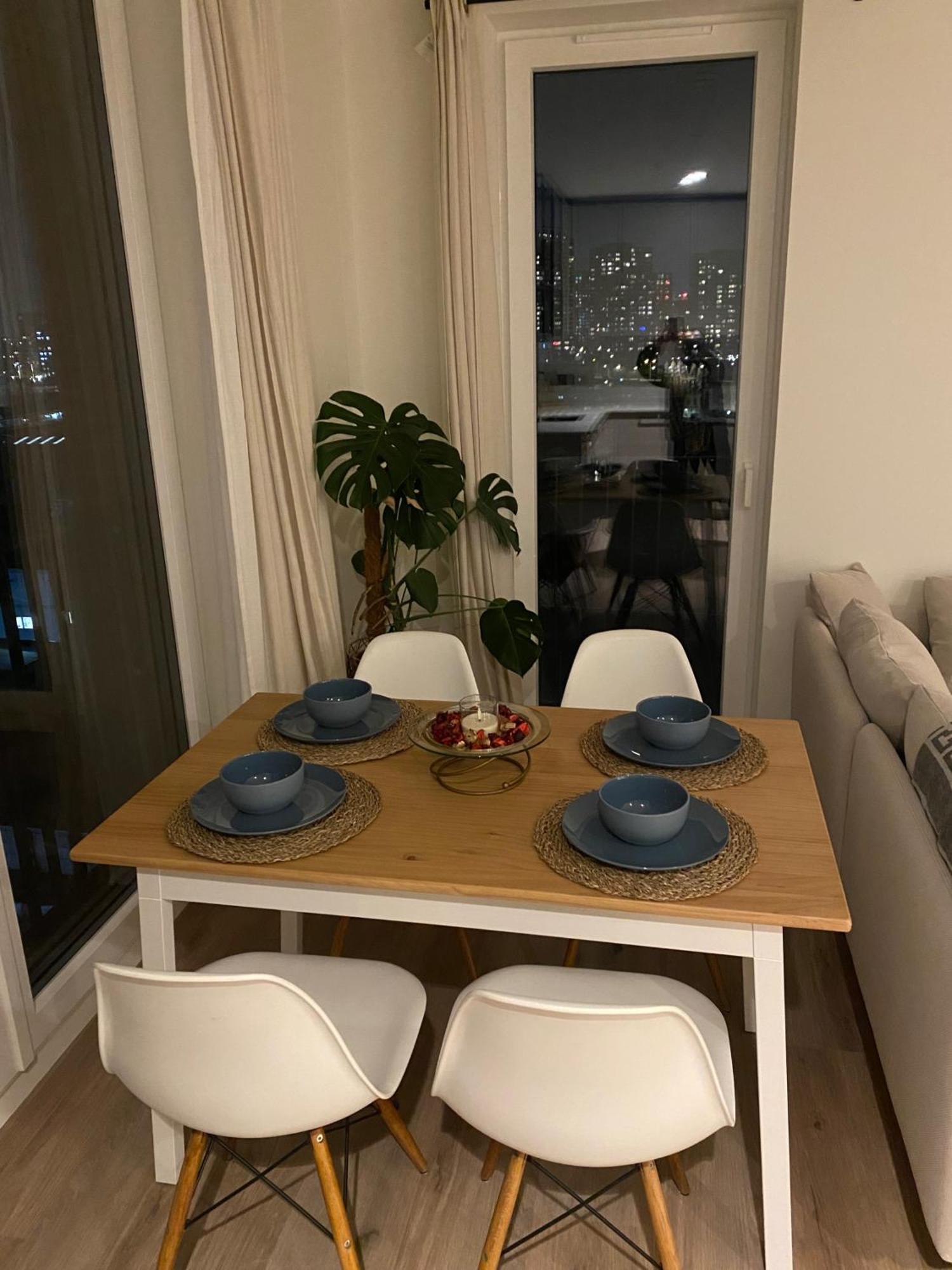 Stylish 2-bedroom In - Sleeps 4 Londra
